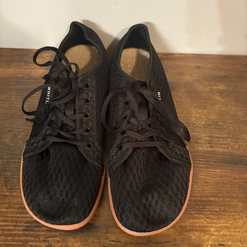 NWOT Whitin Black Mesh Minimalist Barefoot Shoe w/‎ Brown Sole (Women's 8)
